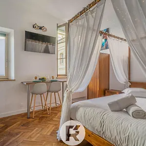 https://rapparts-studio-cocooning-vegetal.hotels-rhonealpes.com