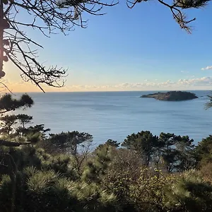 https://appartement-au-coeur-de-la-cte-de-granit-rose.inbrittany.com